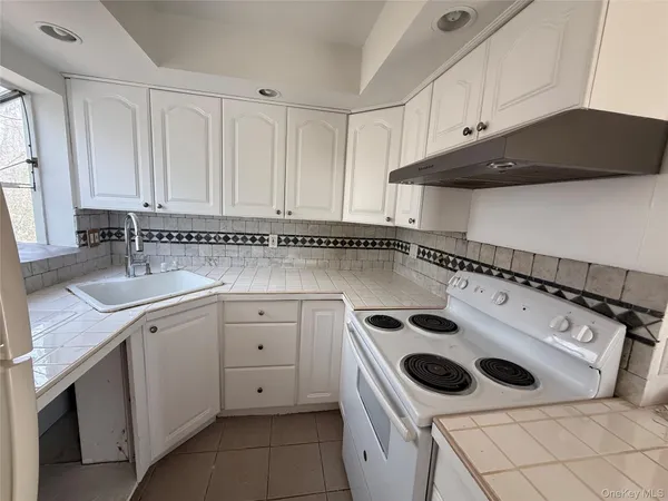 $1,500 | 14 Arbutus Trail, Wurtsboro, NY 12790