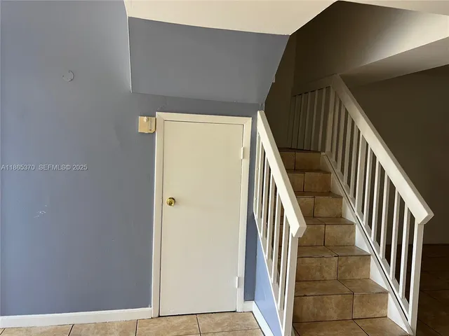 a view of outdoor space