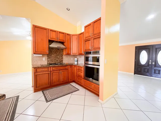 $3,100 | 1305 Monteray Way, Greenacres, FL 33413