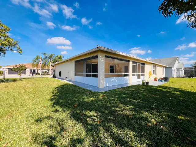 $3,100 | 1305 Monteray Way, Greenacres, FL 33413