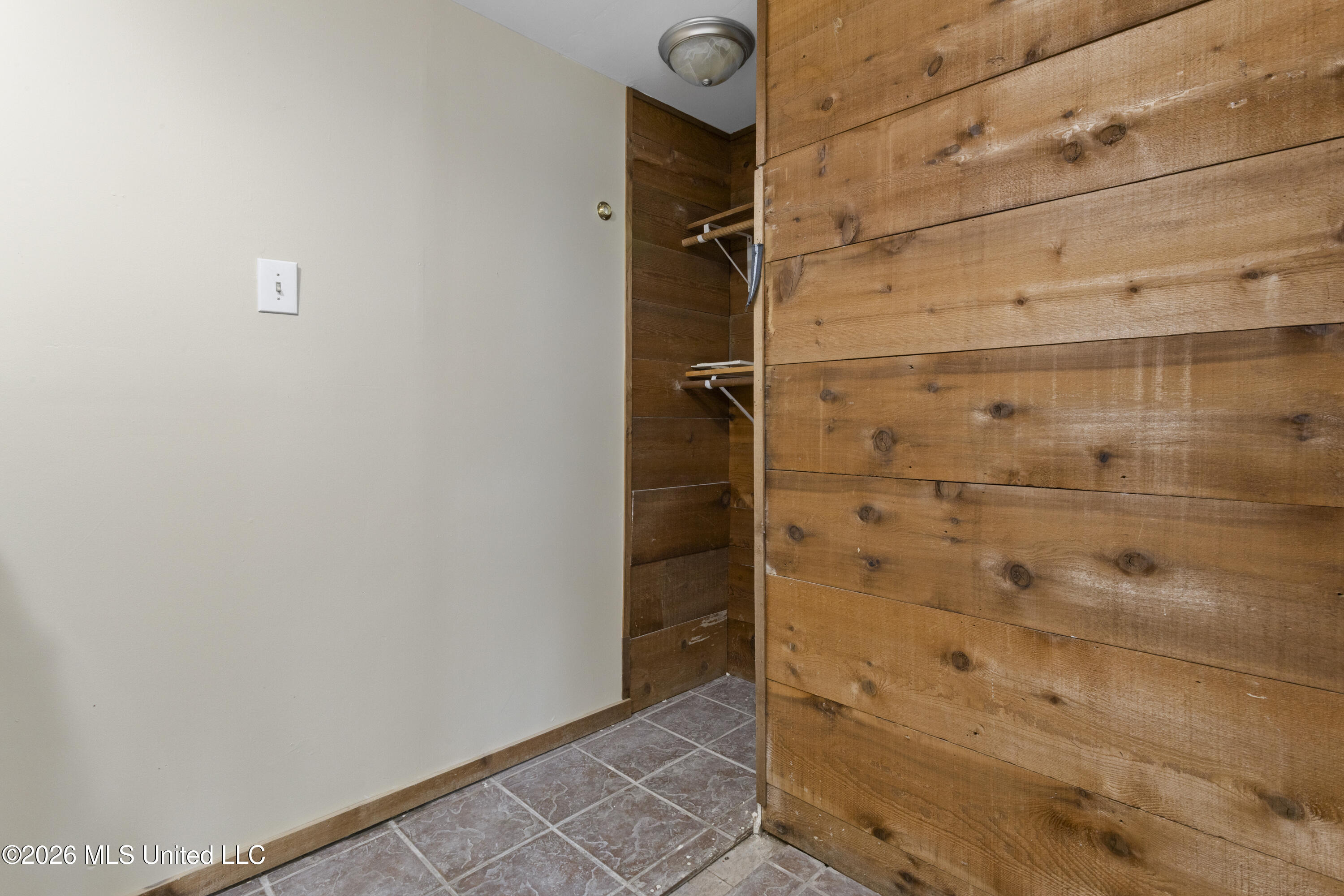 1090 Cherokee Street Biloxi, MS 39530 - Photo 23 of 42 0023