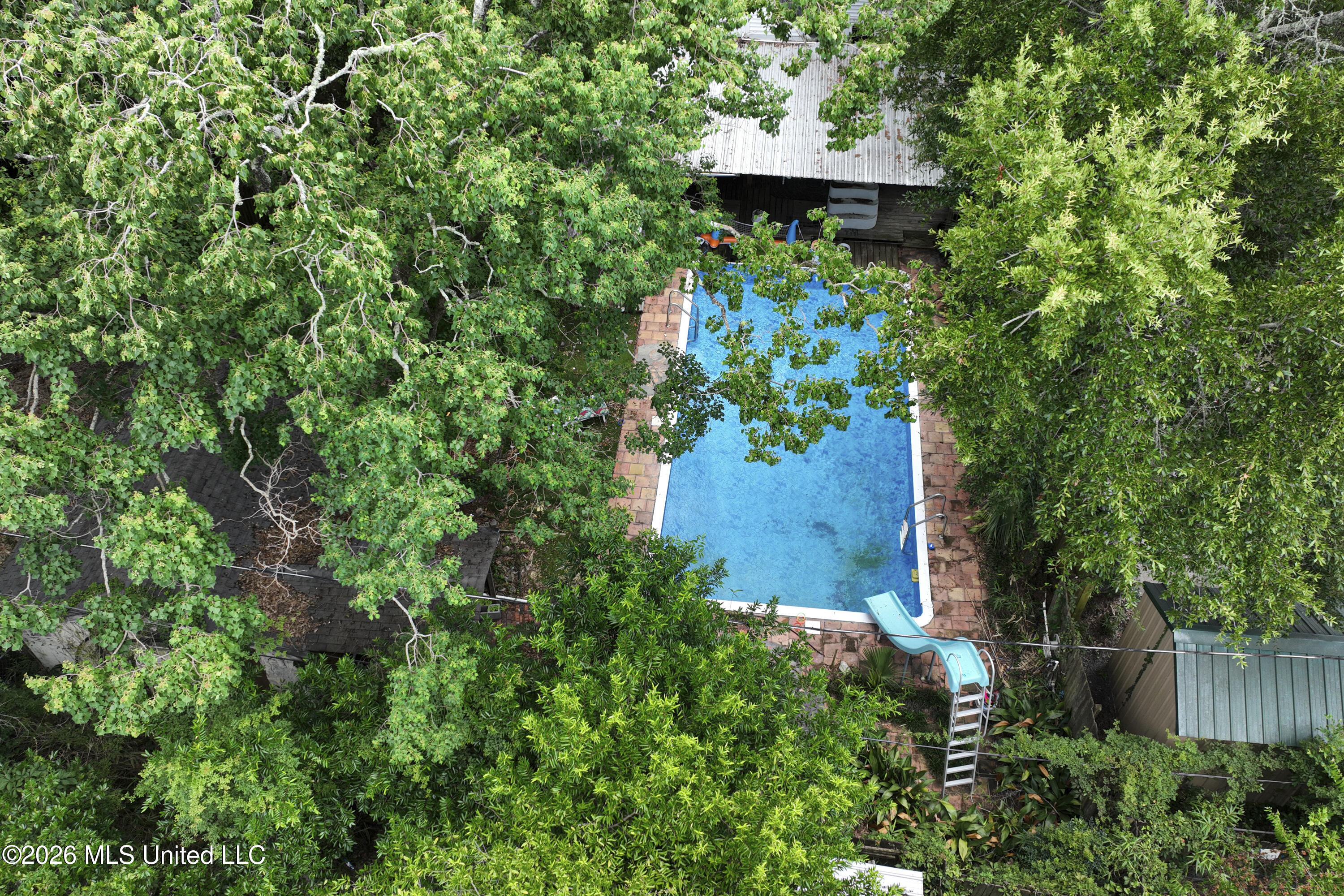 1090 Cherokee Street Biloxi, MS 39530 - Photo 42 of 42 009
