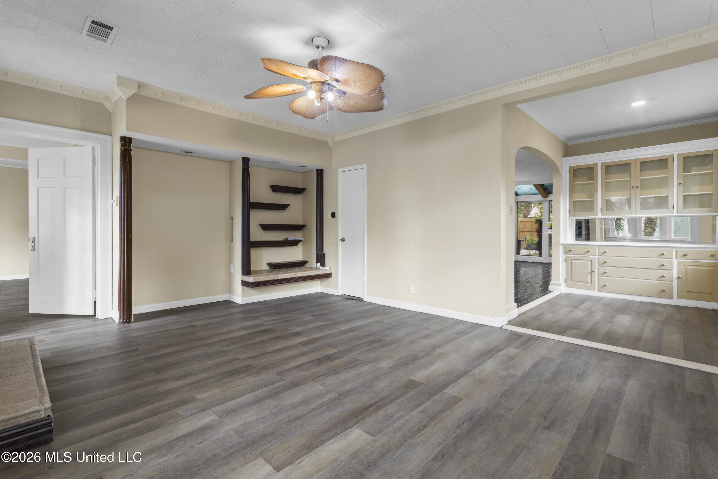 1090 Cherokee Street Biloxi, MS 39530 - Photo 6 of 42 0006