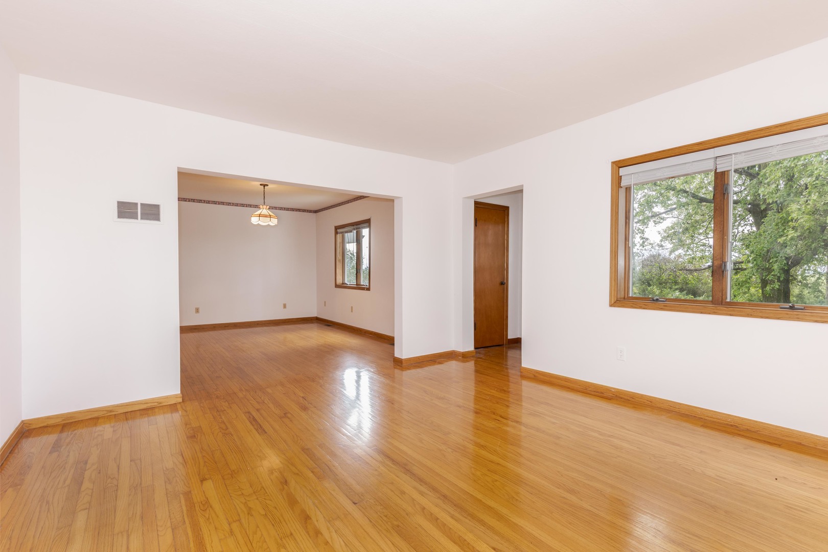 34553 East 1300 N Road Chatsworth, IL 60921 - Photo 7 of 42