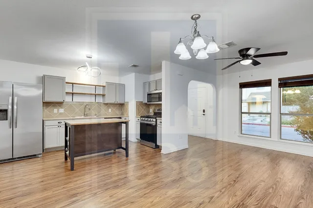 $1,399 | 4622 Credo Lane, Unit 167, Austin, TX 78725