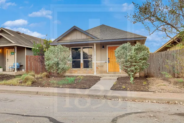 $1,399 | 4622 Credo Lane, Unit 167, Austin, TX 78725