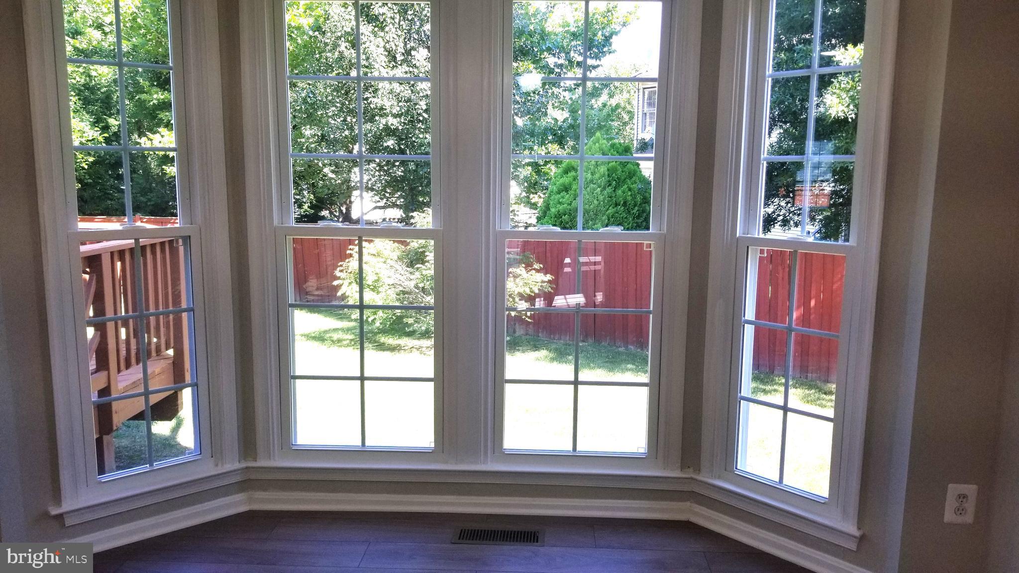 902 Spring Knoll Drive Herndon, VA 20170 - Photo 16 of 43