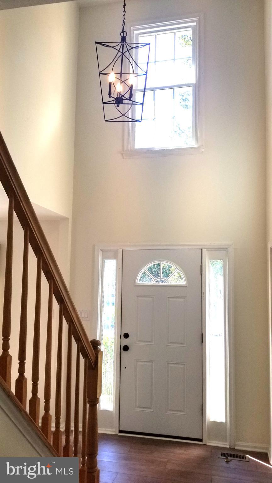 902 Spring Knoll Drive Herndon, VA 20170 - Photo 3 of 43