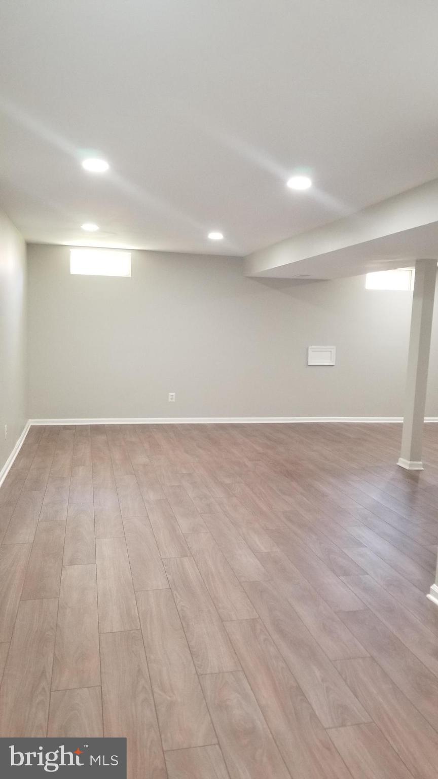 902 Spring Knoll Drive Herndon, VA 20170 - Photo 39 of 43