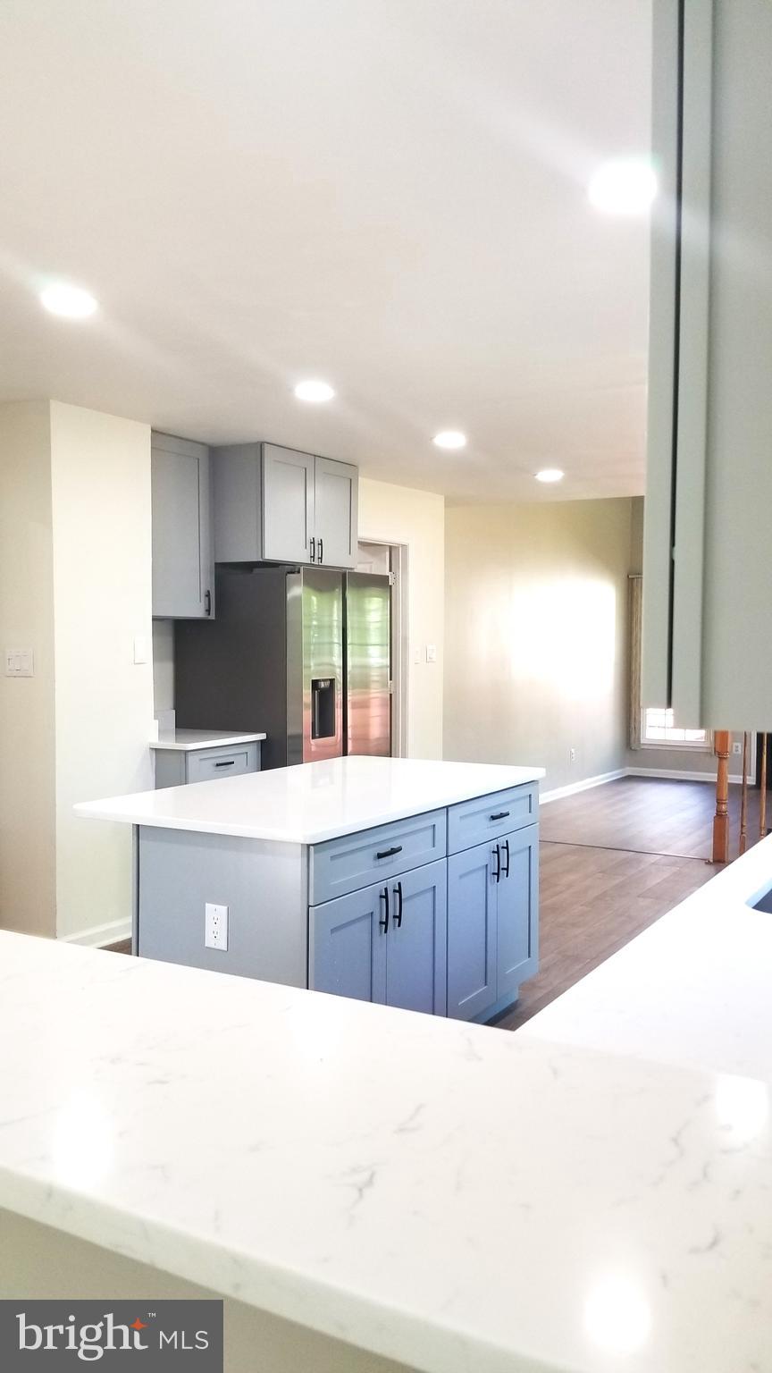 902 Spring Knoll Drive Herndon, VA 20170 - Photo 10 of 43