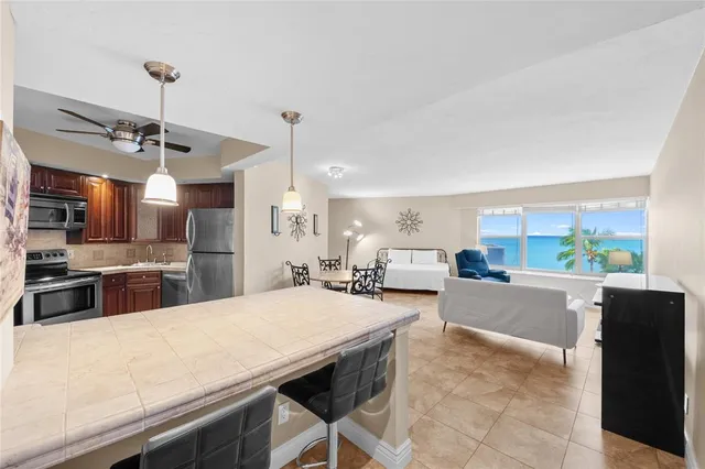 $2,000 | 3700 Galt Ocean Drive, Unit 409, Fort Lauderdale, FL 33308