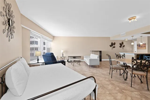 $2,000 | 3700 Galt Ocean Drive, Unit 409, Fort Lauderdale, FL 33308