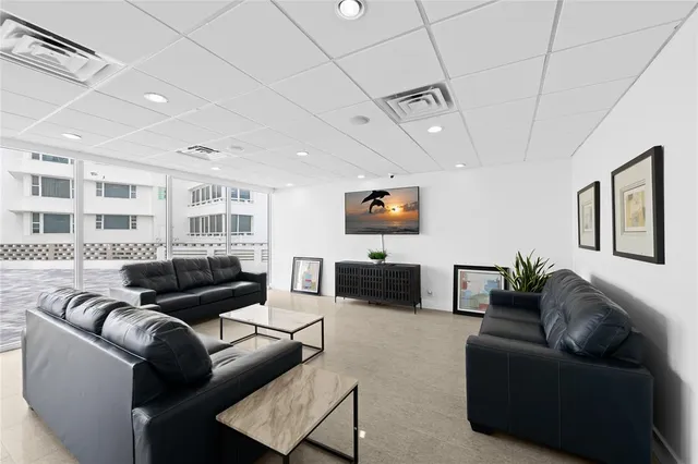 $2,000 | 3700 Galt Ocean Drive, Unit 409, Fort Lauderdale, FL 33308