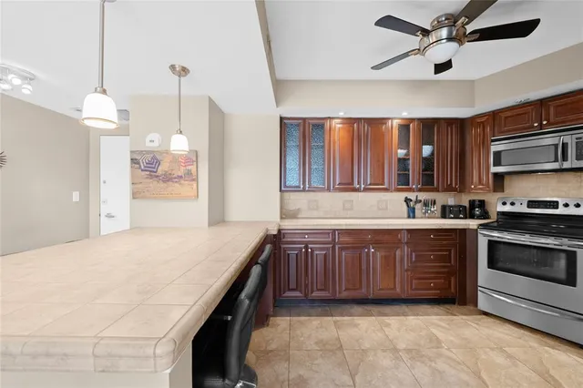 $2,000 | 3700 Galt Ocean Drive, Unit 409, Fort Lauderdale, FL 33308