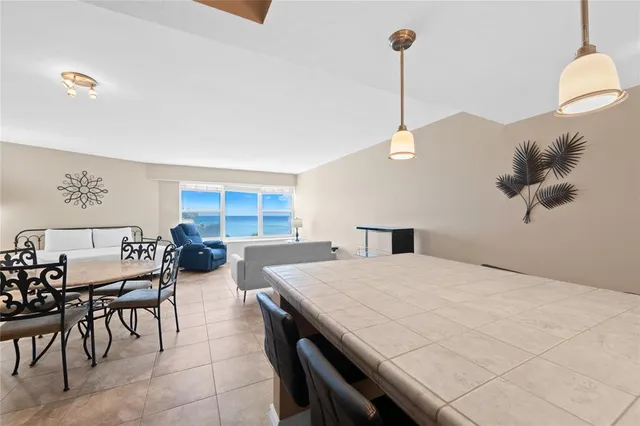 $2,000 | 3700 Galt Ocean Drive, Unit 409, Fort Lauderdale, FL 33308