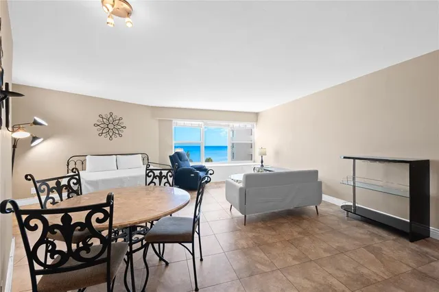 $2,000 | 3700 Galt Ocean Drive, Unit 409, Fort Lauderdale, FL 33308