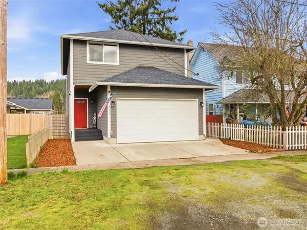 $515,000 | 411 Hardefeldt Street Southeast, Orting, WA 98360