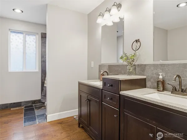 $515,000 | 411 Hardefeldt Street Southeast, Orting, WA 98360