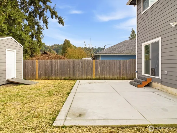 $515,000 | 411 Hardefeldt Street Southeast, Orting, WA 98360