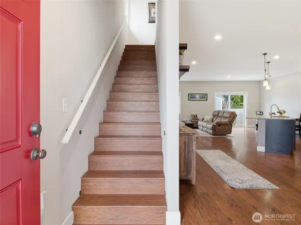 $515,000 | 411 Hardefeldt Street Southeast, Orting, WA 98360
