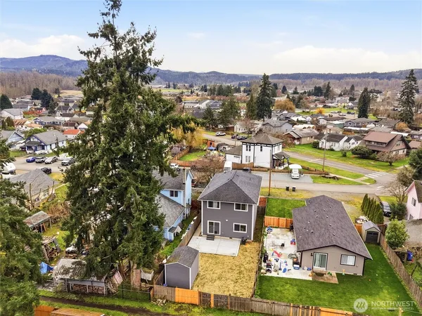 $515,000 | 411 Hardefeldt Street Southeast, Orting, WA 98360