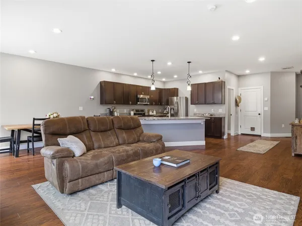 $515,000 | 411 Hardefeldt Street Southeast, Orting, WA 98360