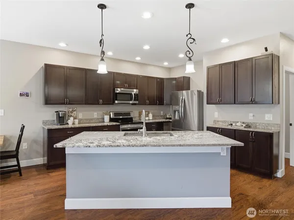 $515,000 | 411 Hardefeldt Street Southeast, Orting, WA 98360