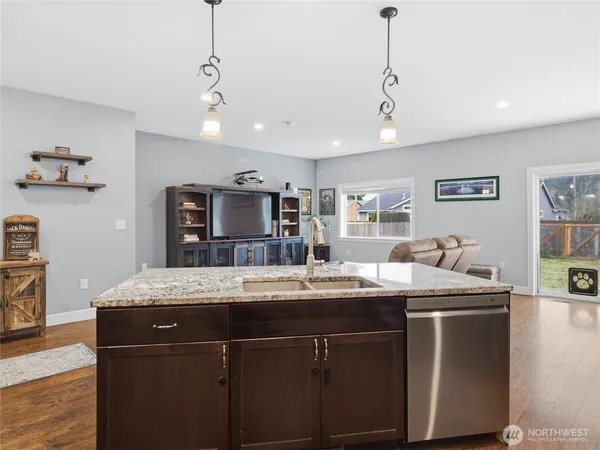 $515,000 | 411 Hardefeldt Street Southeast, Orting, WA 98360