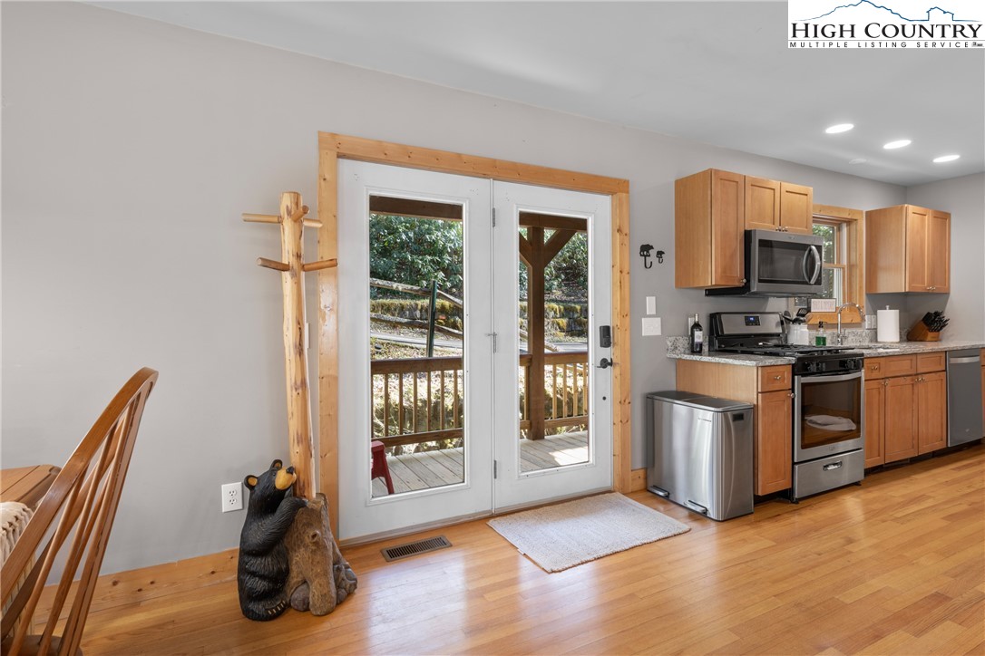 314 Bear Den Road Boone, NC 28607 - Photo 7 of 26 Gallery Image 7