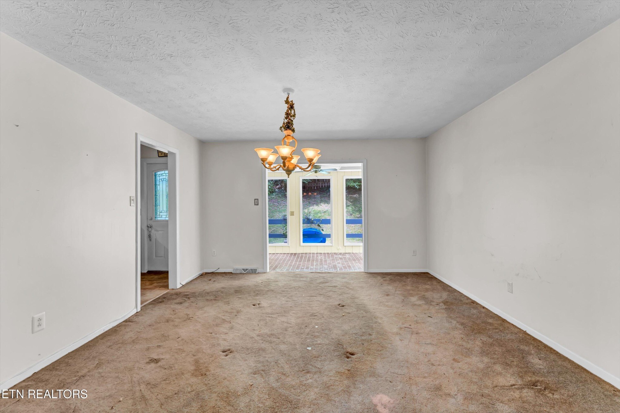126 Greystone Drive Oak Ridge, TN 37830 - Photo 8 of 35 Gallery Image 8