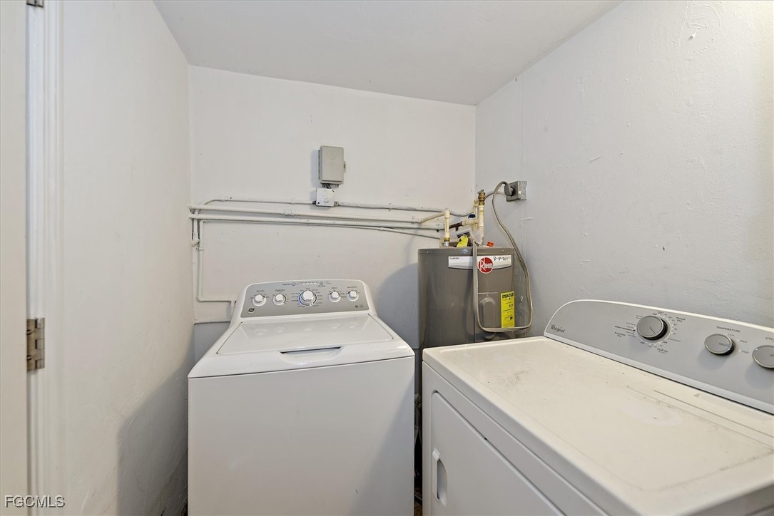 1905 Oakley Avenue, Unit A AND B Fort Myers, FL 33901 - Photo 14 of 30 a utility room with dryer and washer
