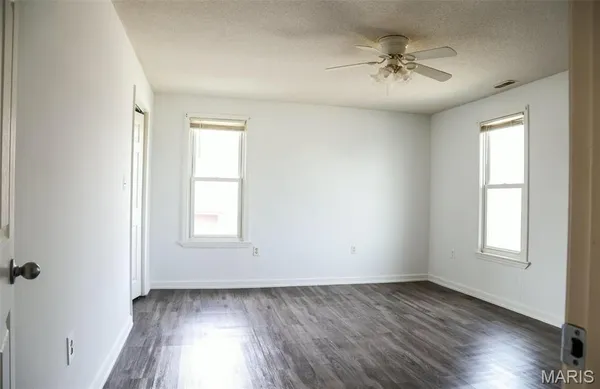 $220,000 | 413 East Sainte Marie Street, Perryville, MO 63775