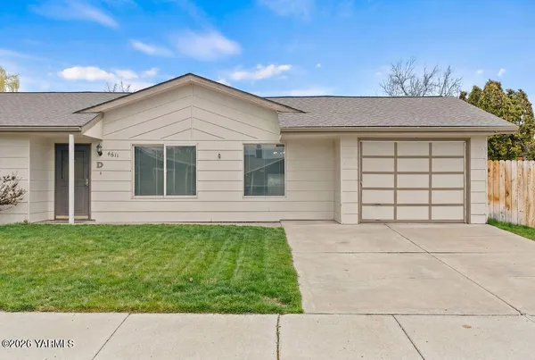 $235,000 | 4611 West Glenmore Circle, Unit D, Yakima, WA 98908