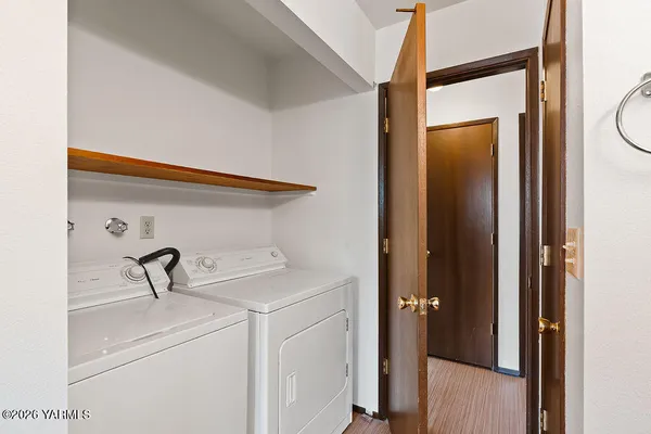 $235,000 | 4611 West Glenmore Circle, Unit D, Yakima, WA 98908