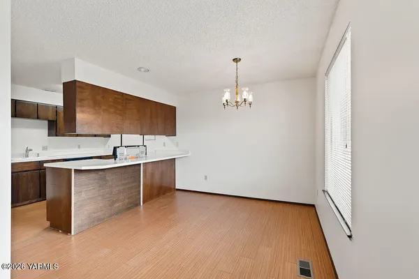 $235,000 | 4611 West Glenmore Circle, Unit D, Yakima, WA 98908