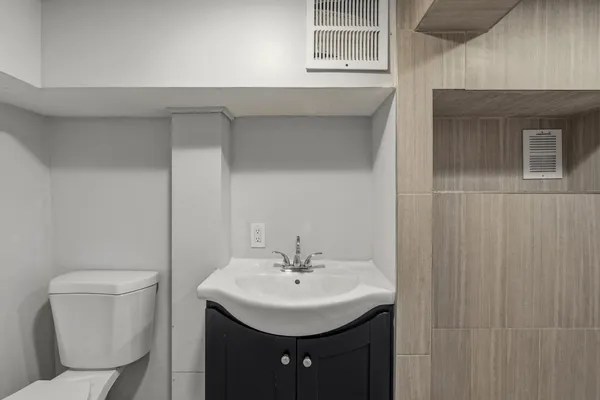 $3,750 | 37 West 34th Street, Unit 1, Bayonne, NJ 07002