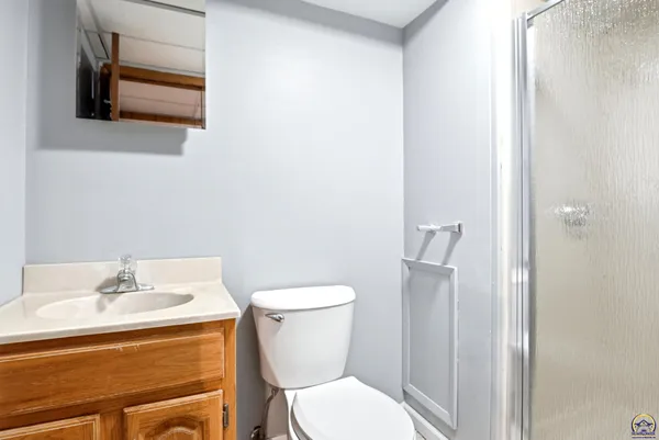 $279,000 | 3225 Southwest MacVicar Avenue, Topeka, KS 66611