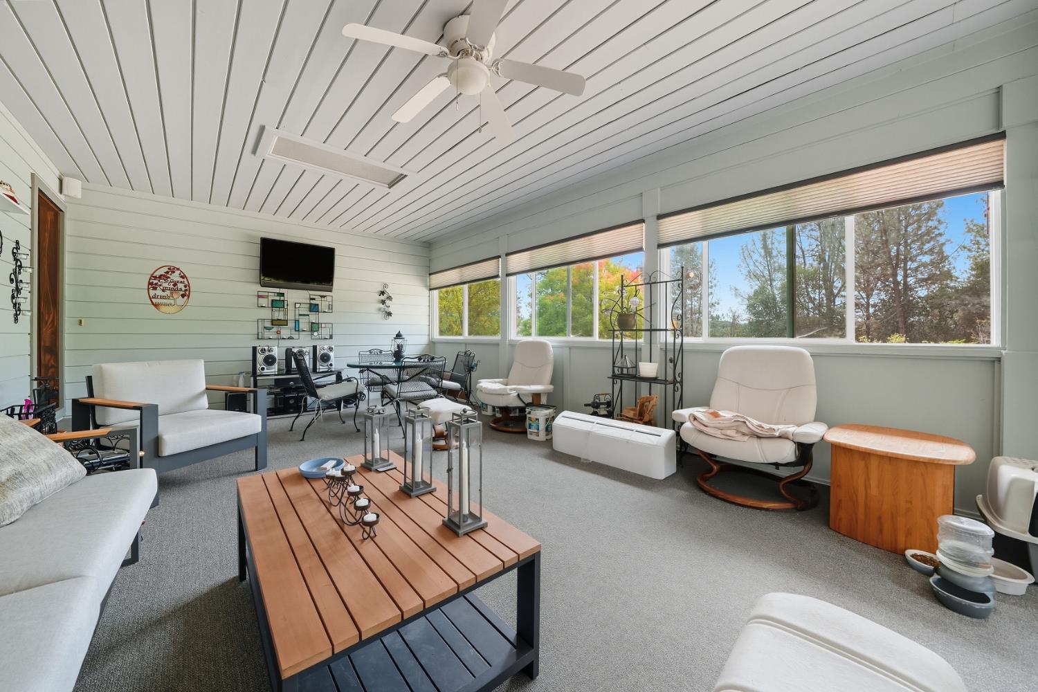 19491 East Clinton Road Jackson, CA 95642 - Photo 33 of 72 a living room with furniture and a large window