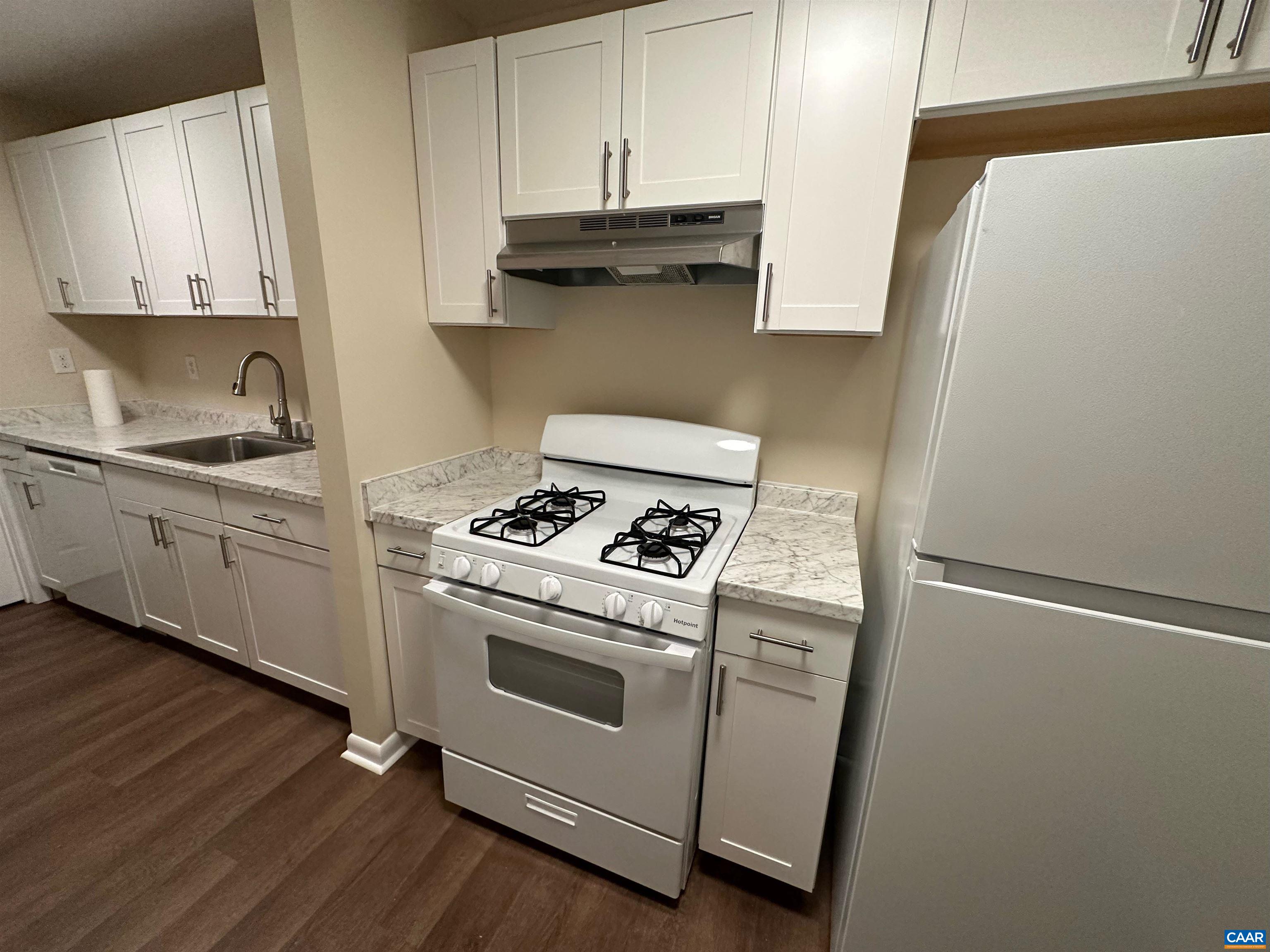 2517 Hydraulic Road, Unit 66 Charlottesville, VA 22901 - Photo 12 of 27