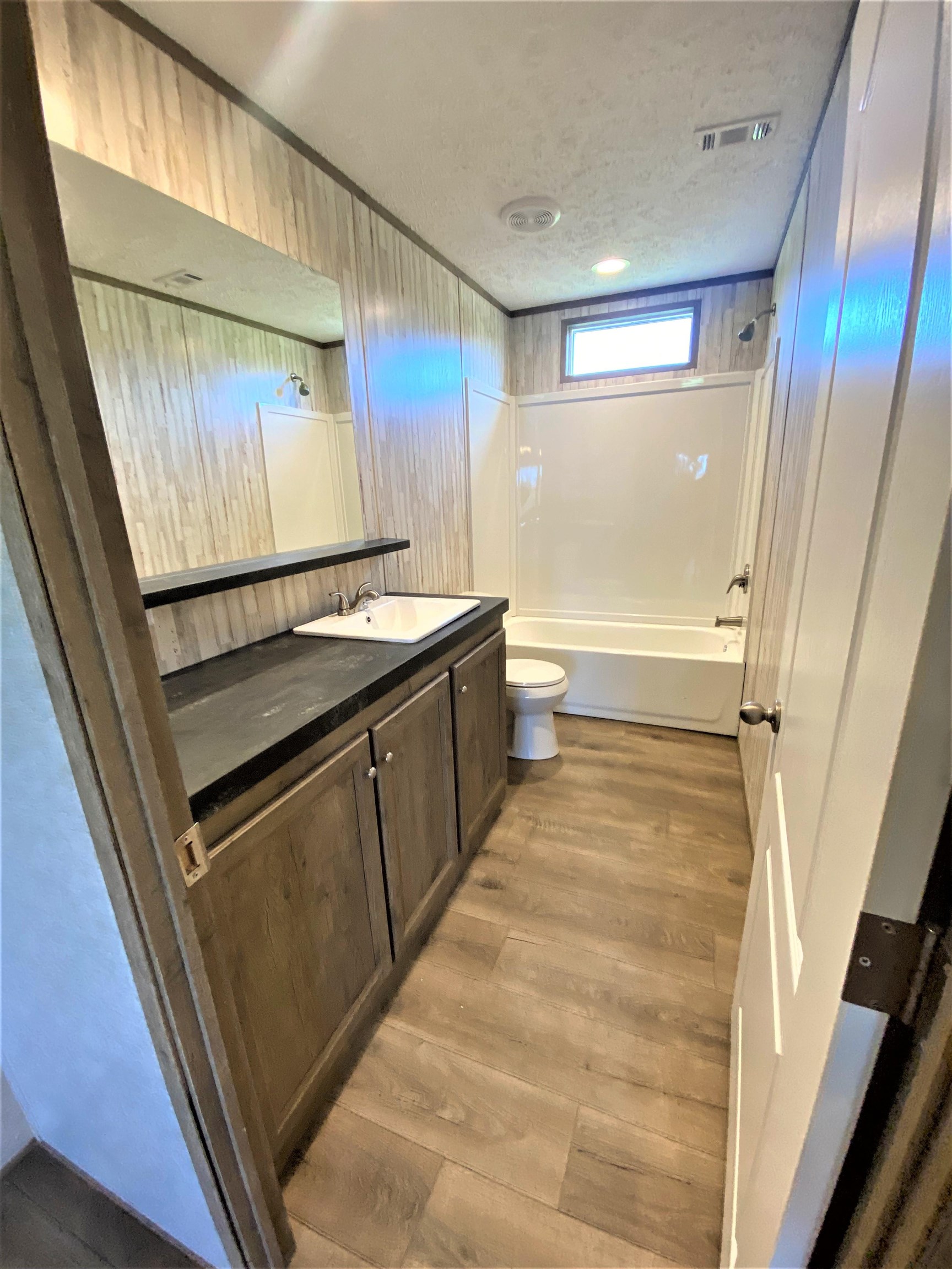 26126 County Road 32 Elberta, AL 36530 - Photo 6 of 6 Hall Bathroom