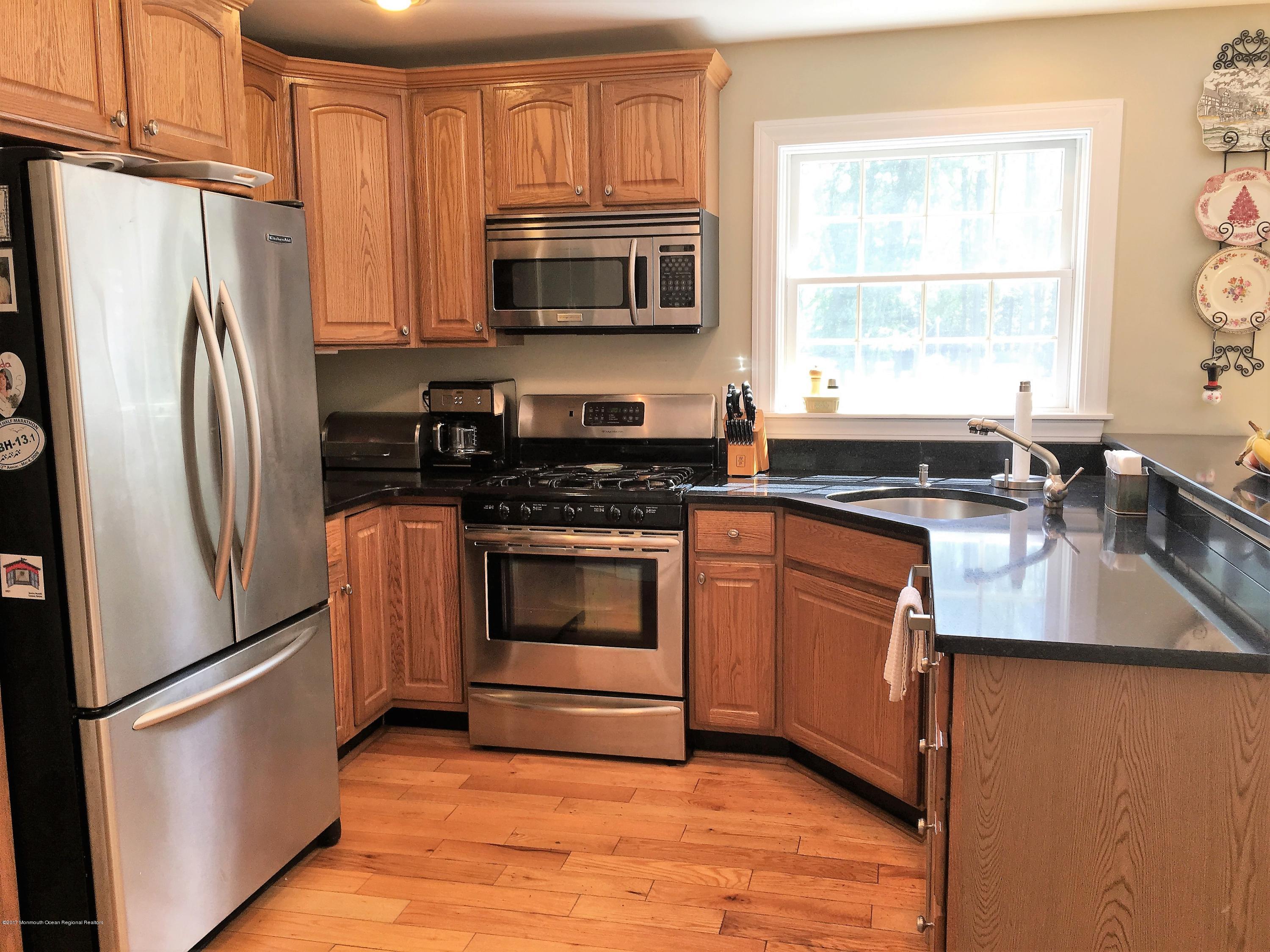 336 Windeler Road Howell, NJ 07731 - Photo 12 of 39 IMG_6897