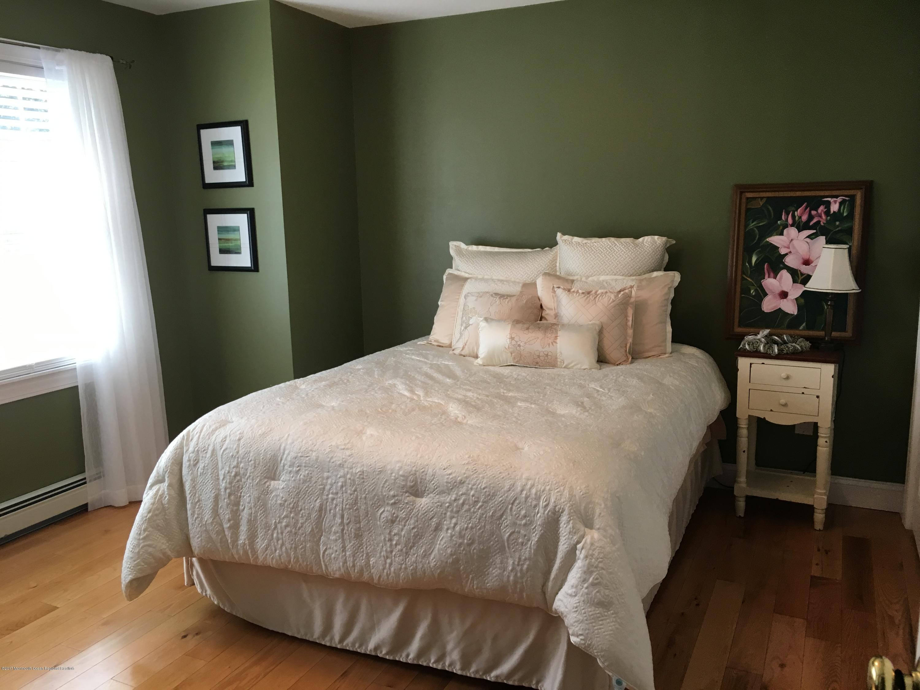 336 Windeler Road Howell, NJ 07731 - Photo 25 of 39 IMG_6949