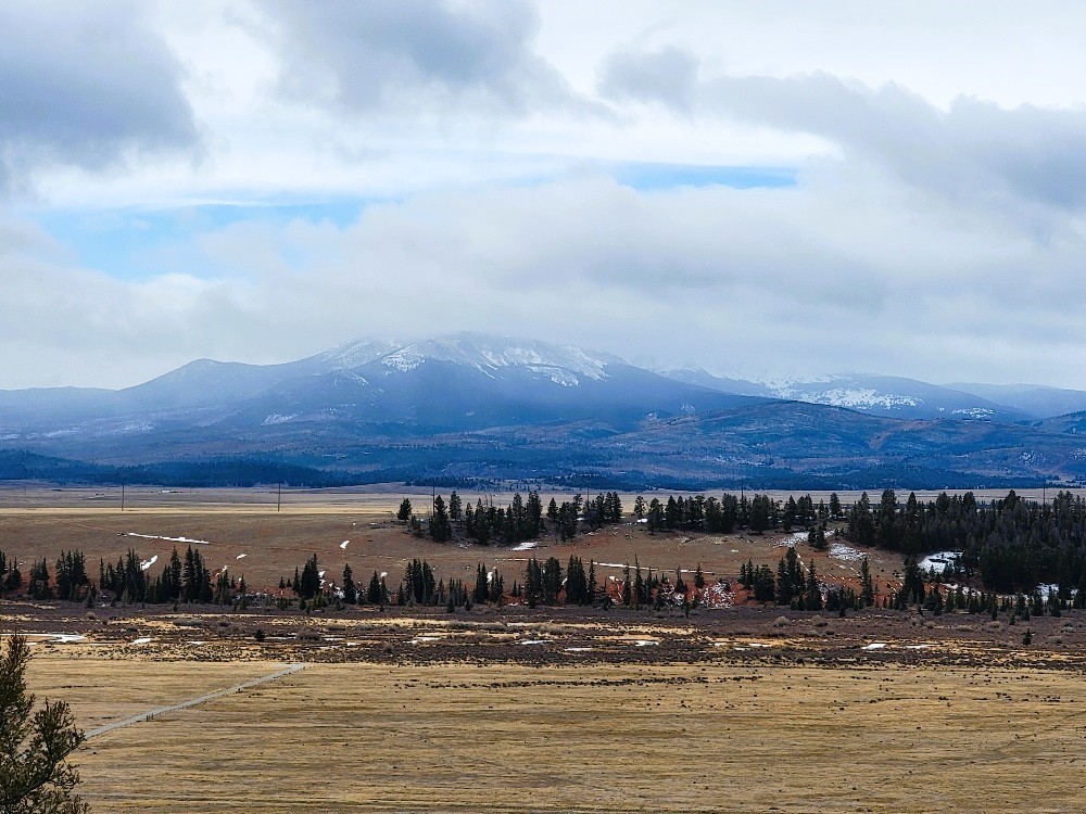 403 Redhill Road Fairplay, CO 80440 - Photo 23 of 40 a view of a large body of water and mountain