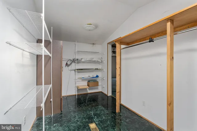 $98,900 | 183 Greenbriar Drive South, Bath, PA 18014