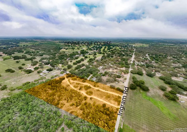 a view of an ocean view