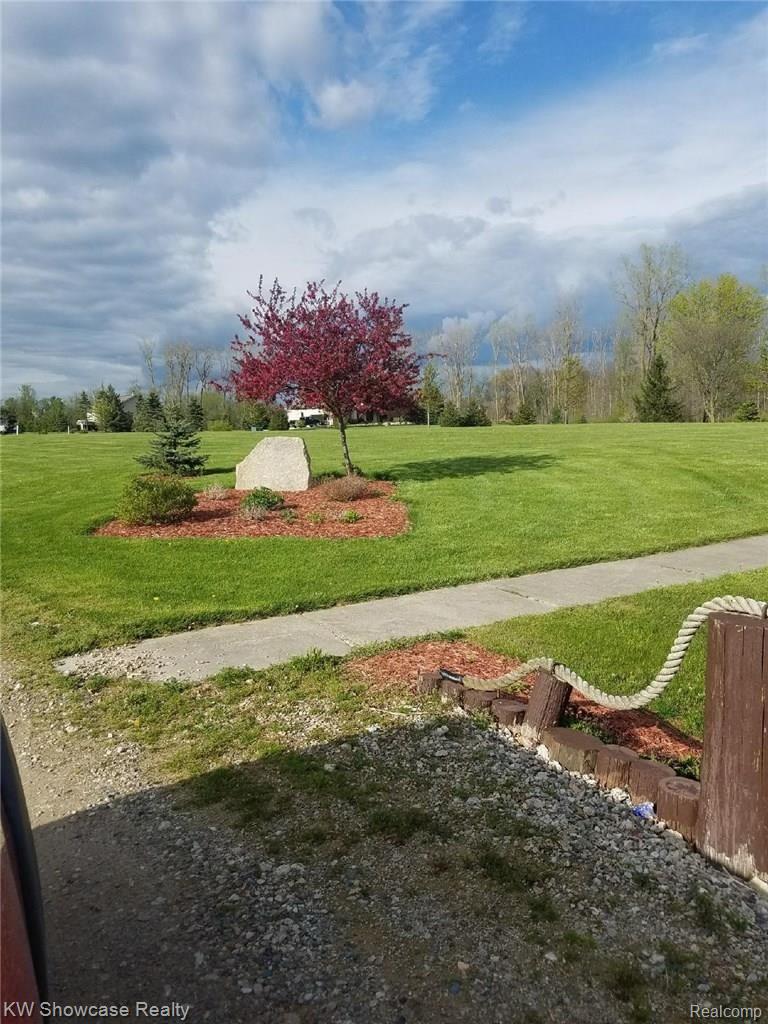 4664 Holly Lake Road Lapeer, MI 48446 - Photo 3 of 59 IMG_4480.JPG
