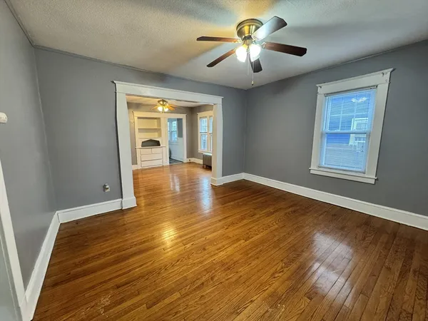 $1,900 | 134-136 Woodlawn Street, Unit 1, Springfield, MA 01108
