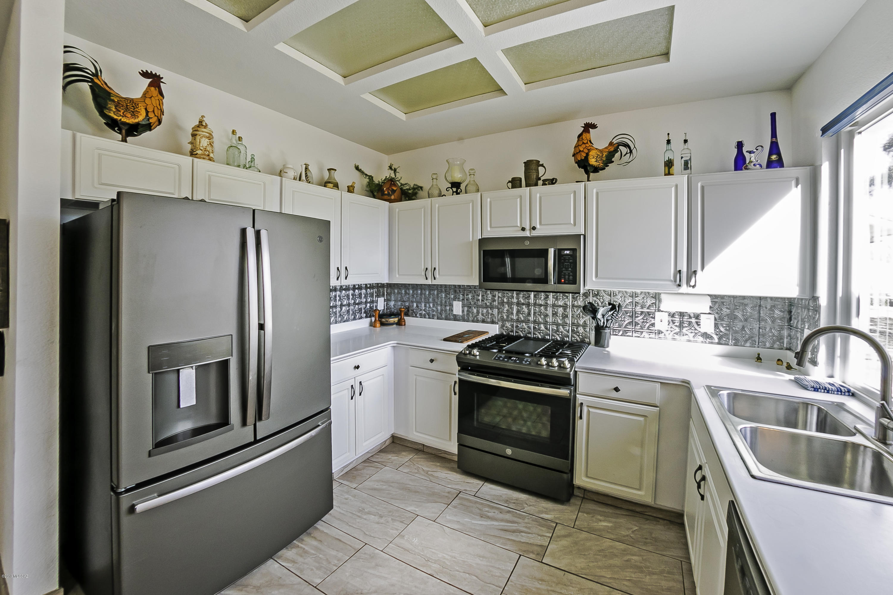 868 East Royal Ridge Drive Oro Valley, AZ 85755 - Photo 15 of 19