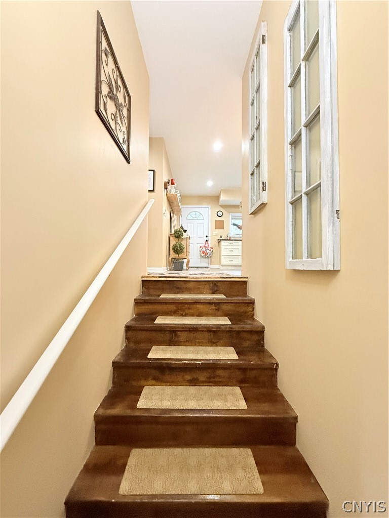 92 Cc Road Williamstown, NY 13493 - Photo 5 of 36