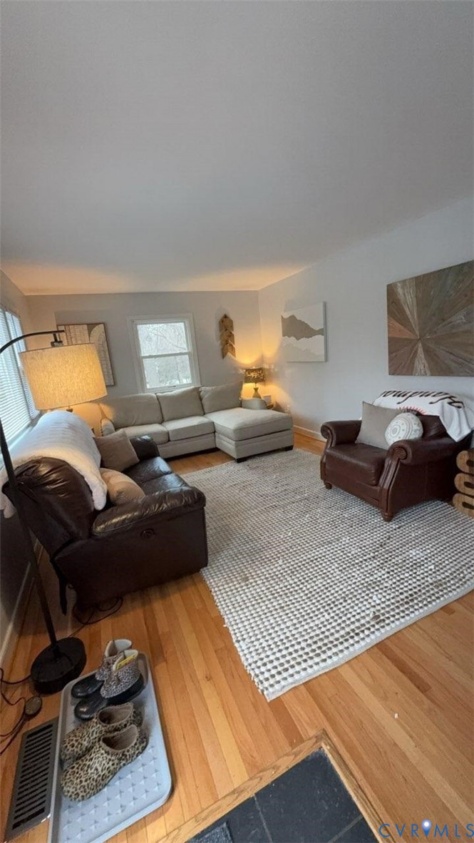 2123 Chestnut Oaks Road Powhatan, VA 23139 - Photo 2 of 5 Gallery Image 2